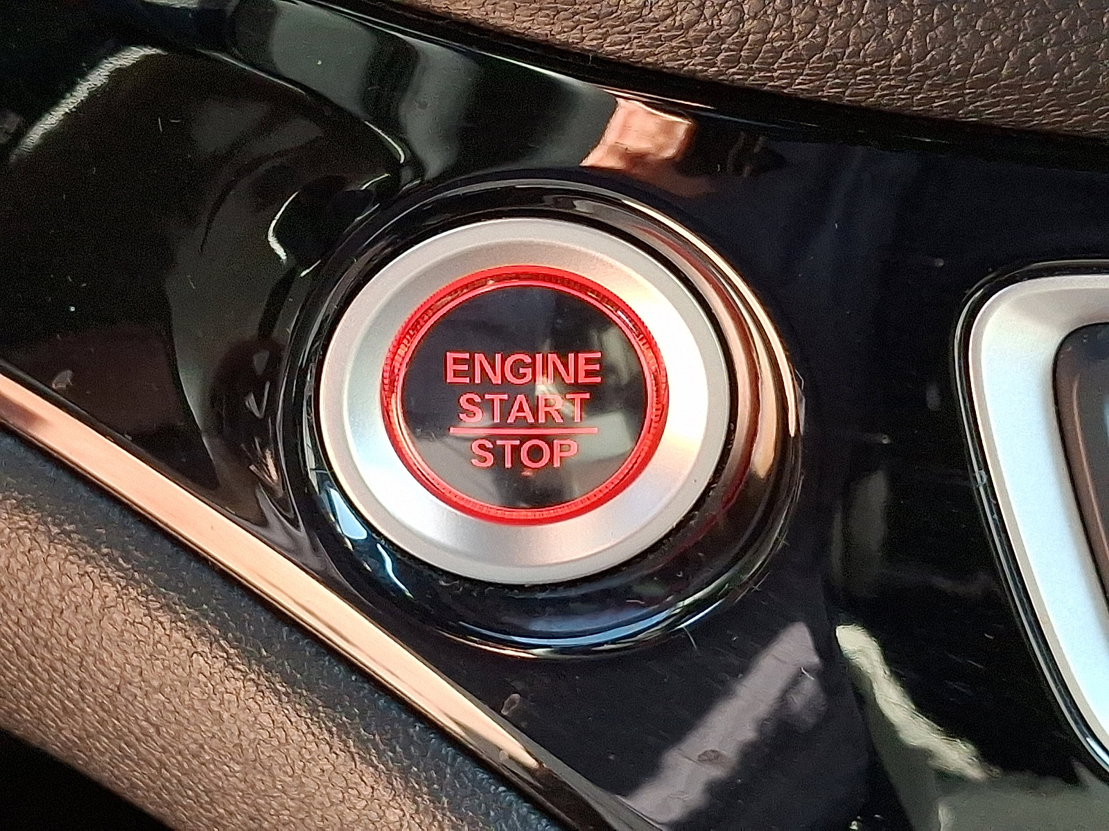 2022 Honda Pilot Black Edition photo 24