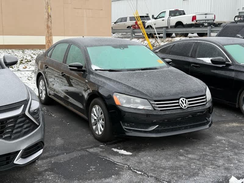 2014 Volkswagen Passat S