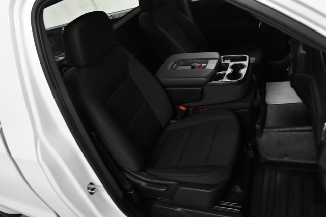 2024 Chevrolet Silverado 1500 photo 13