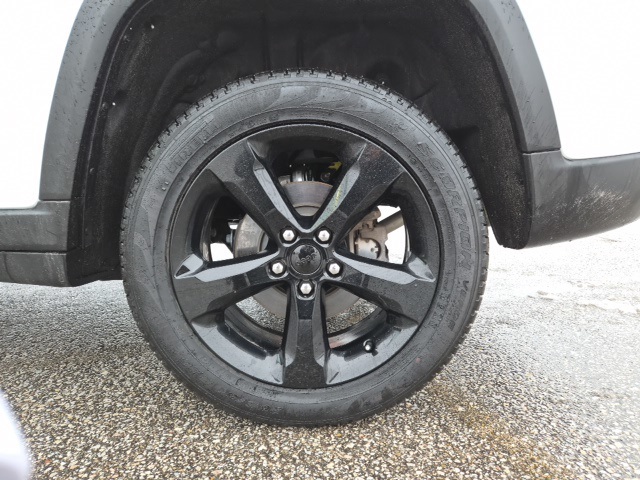 2024 Jeep Grand Cherokee Limited's photo