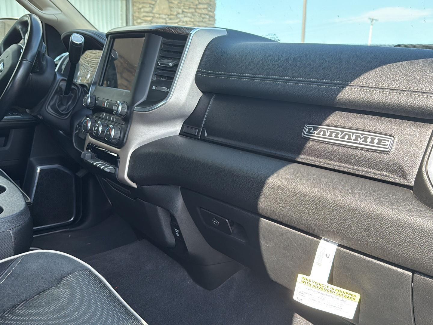 2021 Ram 2500 Laramie photo 18