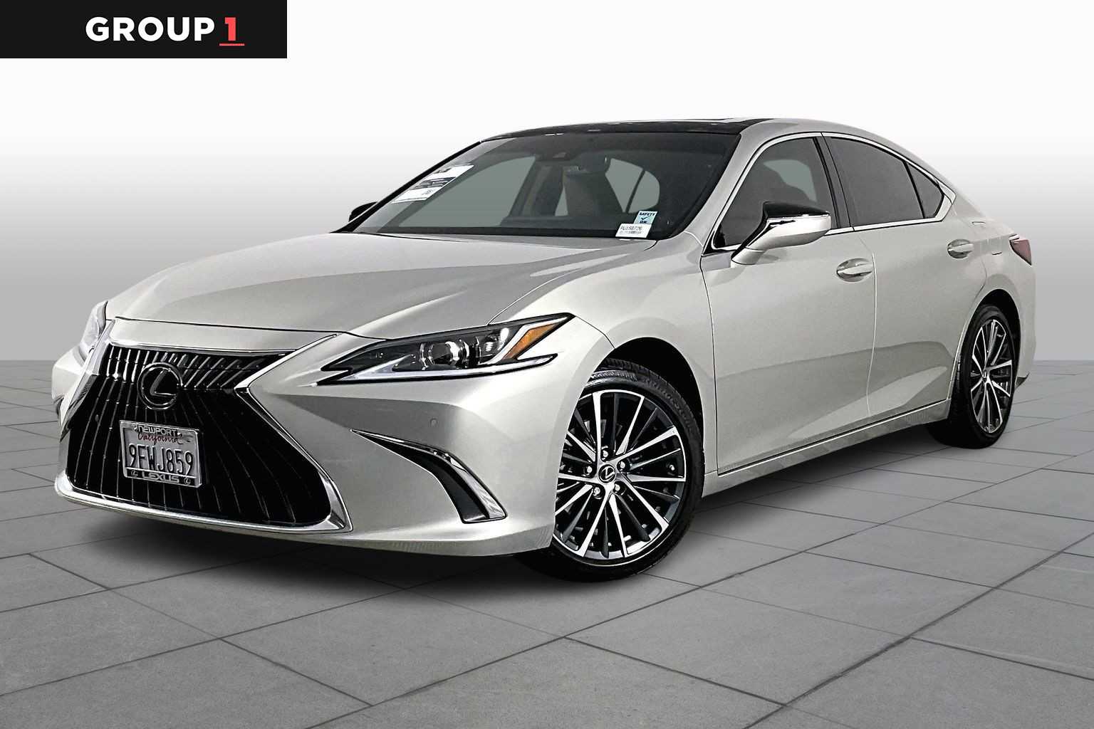 2023 Lexus ES 350's photo