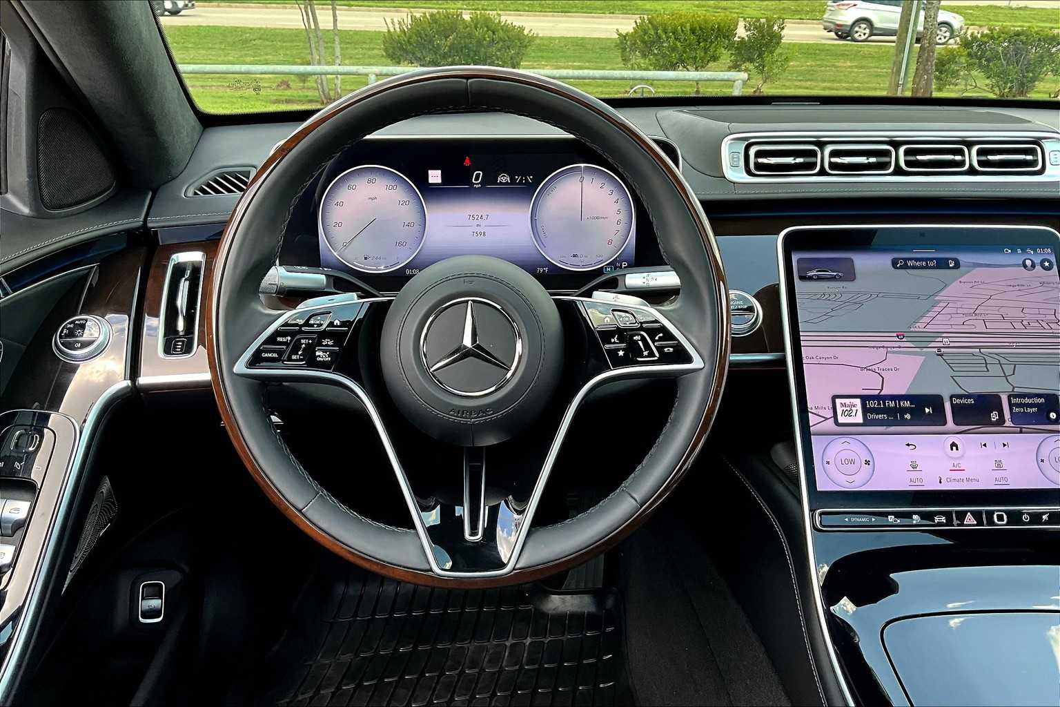 2024 Mercedes Benz S 580e photo 5