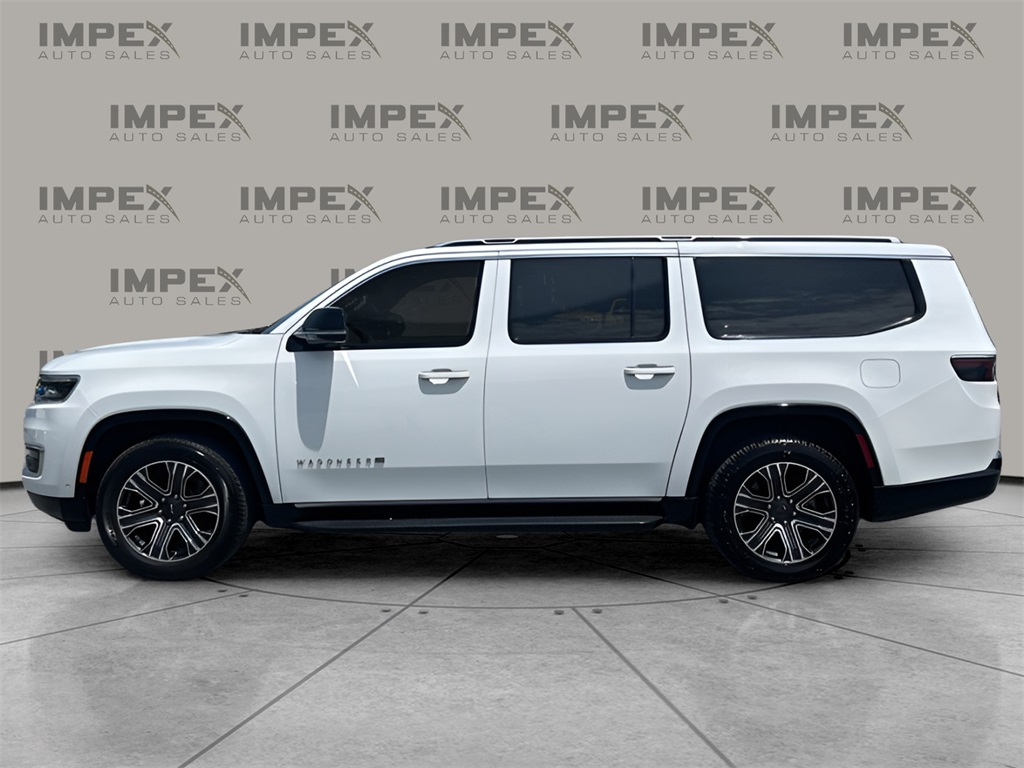2024 Jeep Wagoneer L Series II photo 2