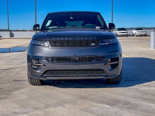 2024 Land Rover Range Rover Sport photo 2