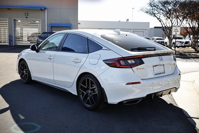 2023 Honda Civic Sport Touring photo 4