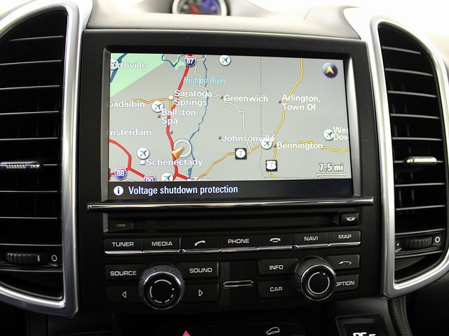 2014 Porsche Cayenne S photo 14