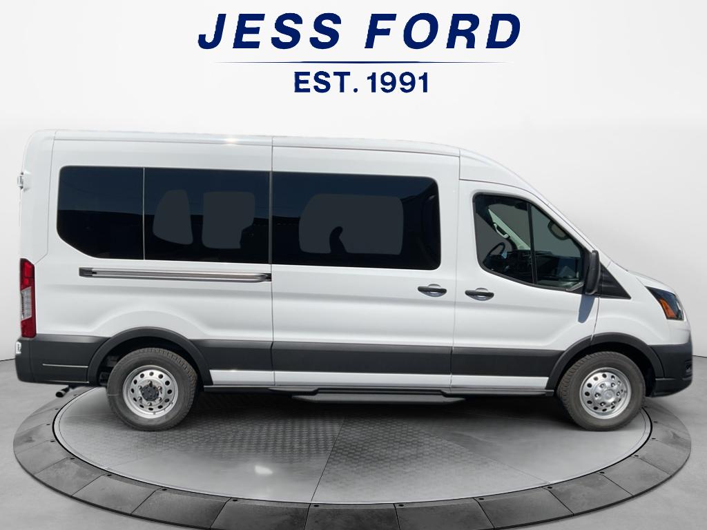 2025 Ford Transit XL Passenger photo 5