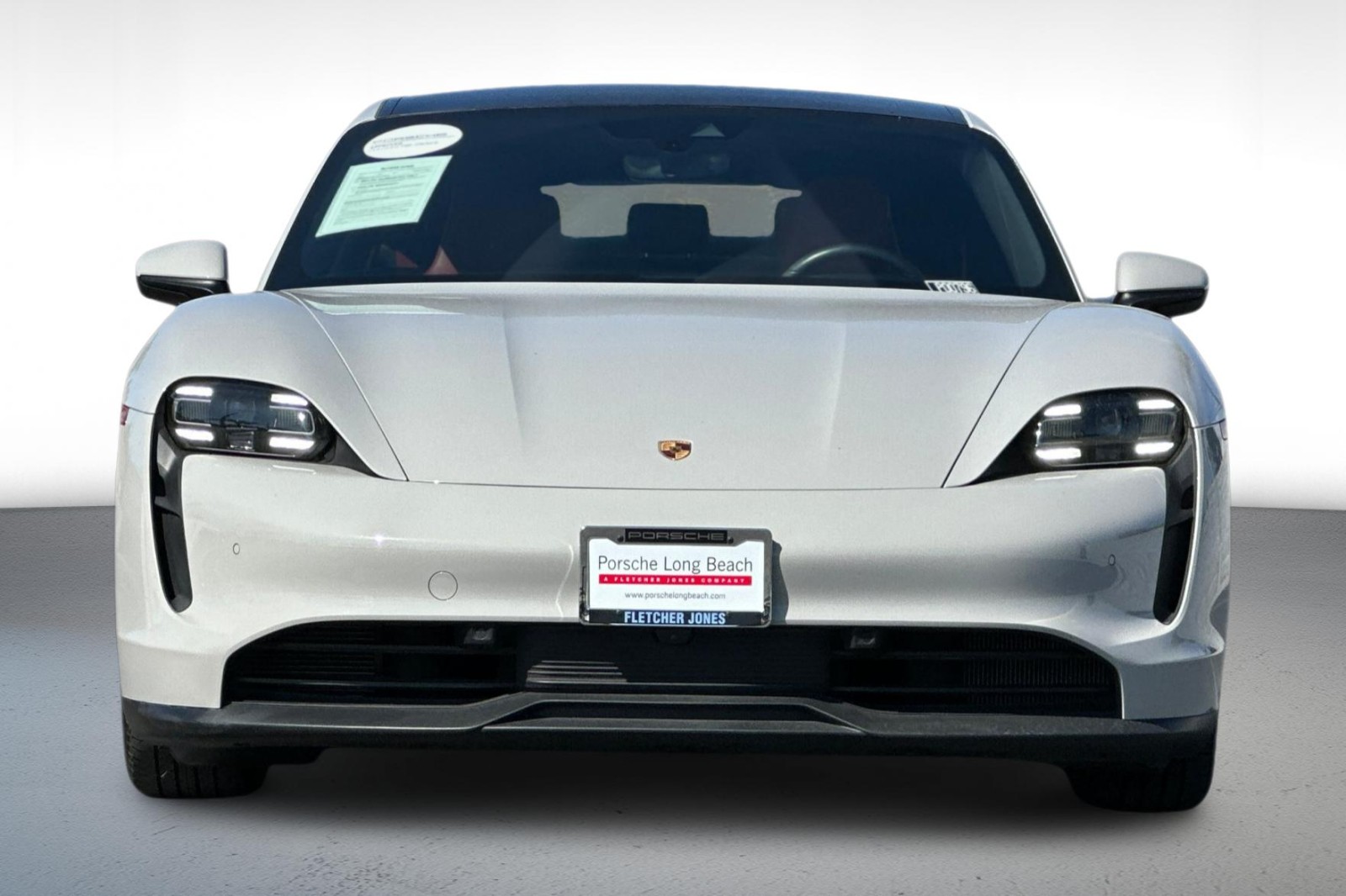 2023 Porsche Taycan photo 12