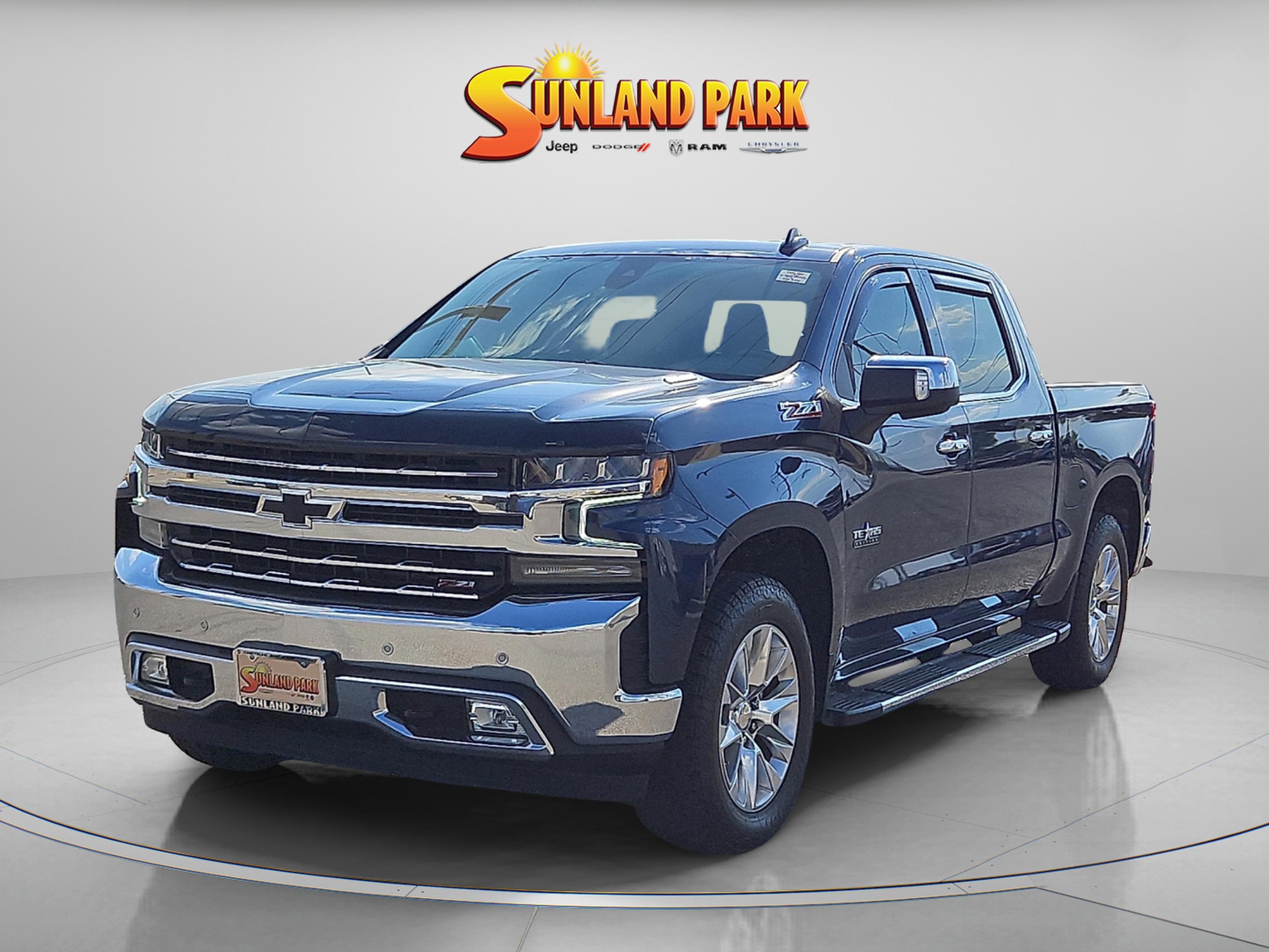 2021 Chevrolet Silverado LTZ photo 2