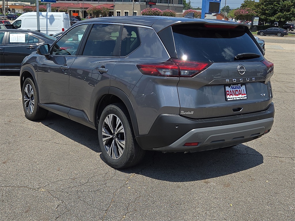 2023 Nissan Rogue SV photo 4