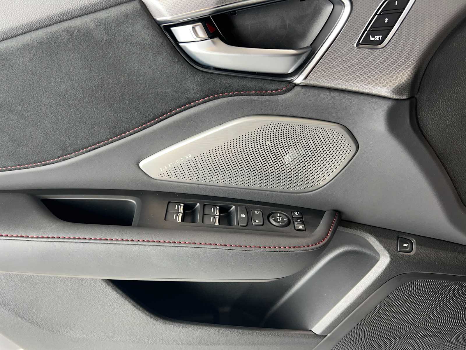 2025 Acura RDX A-Spec Advance photo 22