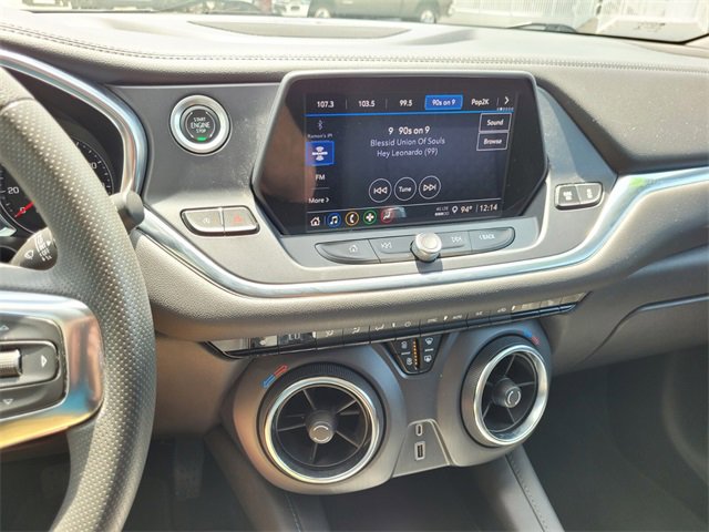 2022 Chevrolet Blazer 2LT photo 21