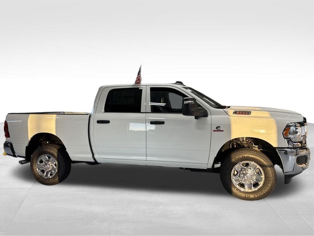 2024 Ram 3500 Tradesman photo 6