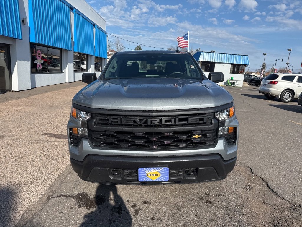 2025 Chevrolet Silverado 1500 photo 3