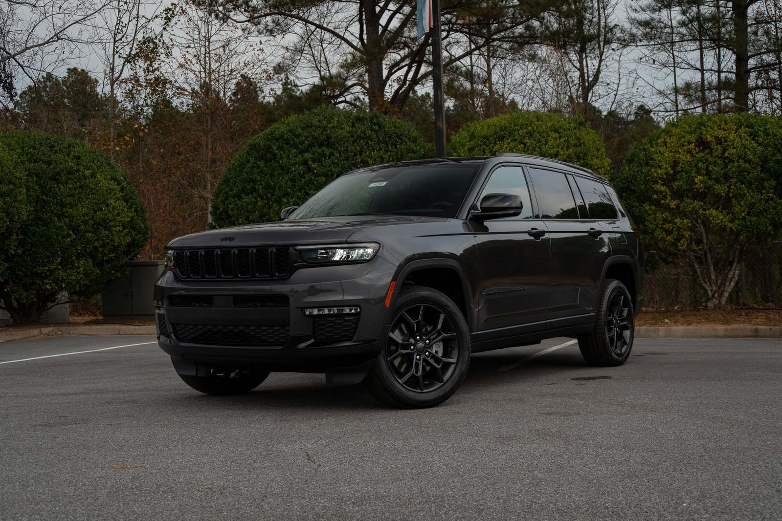 2025 Jeep Grand Cherokee L Limited's photo