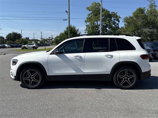 2025 Mercedes Benz GLB 250 photo 4