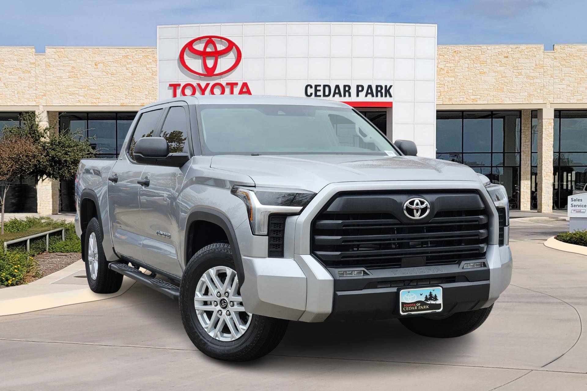 2024 Toyota Tundra SR5's photo