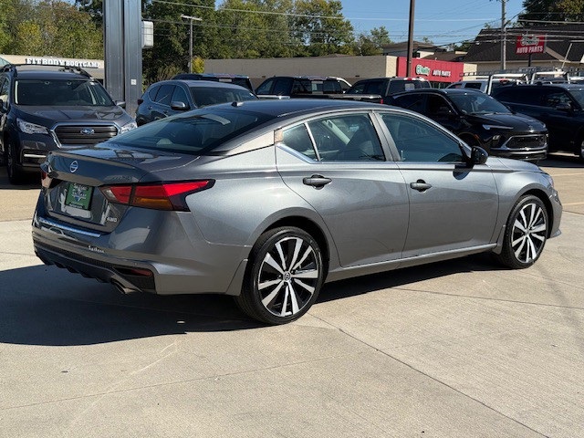 2020 Nissan Altima 2.5 SR photo 4