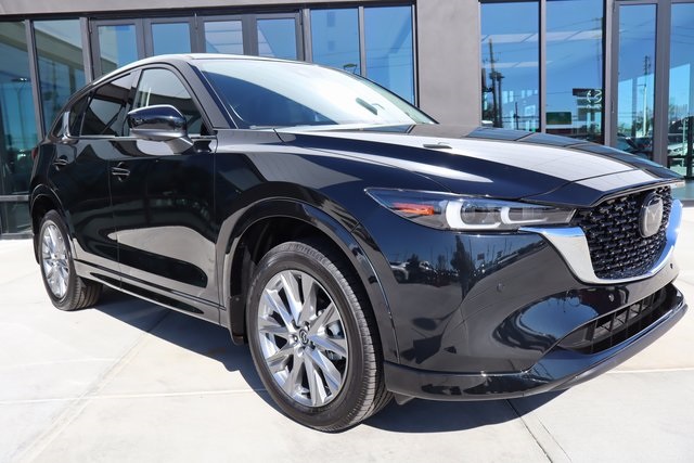 2025 Mazda CX-5 S Premium Plus package's photo