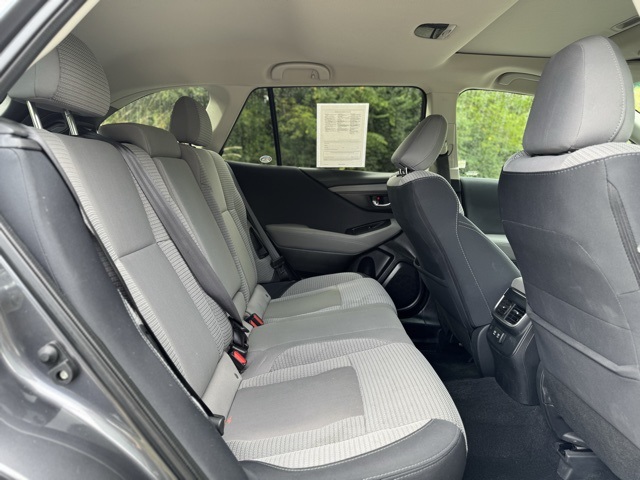 2022 Subaru Outback Premium photo 17