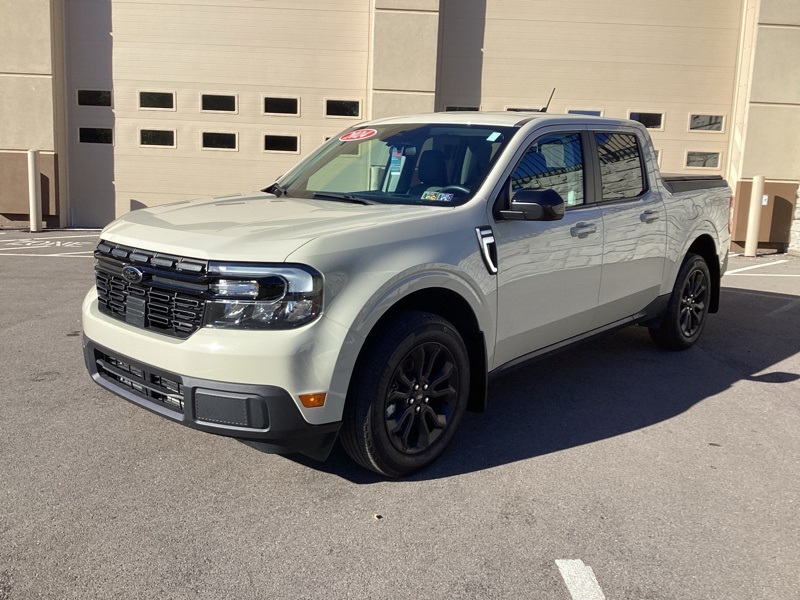 2024 Ford Maverick Lariat photo 3