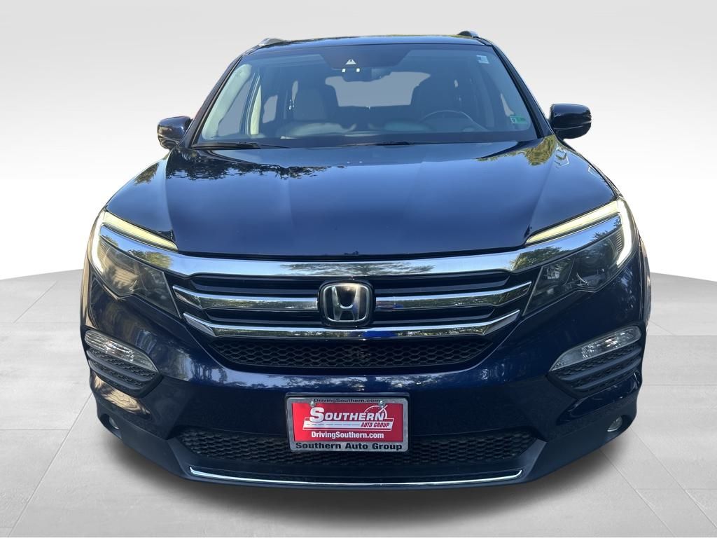 2017 Honda Pilot Touring photo 8