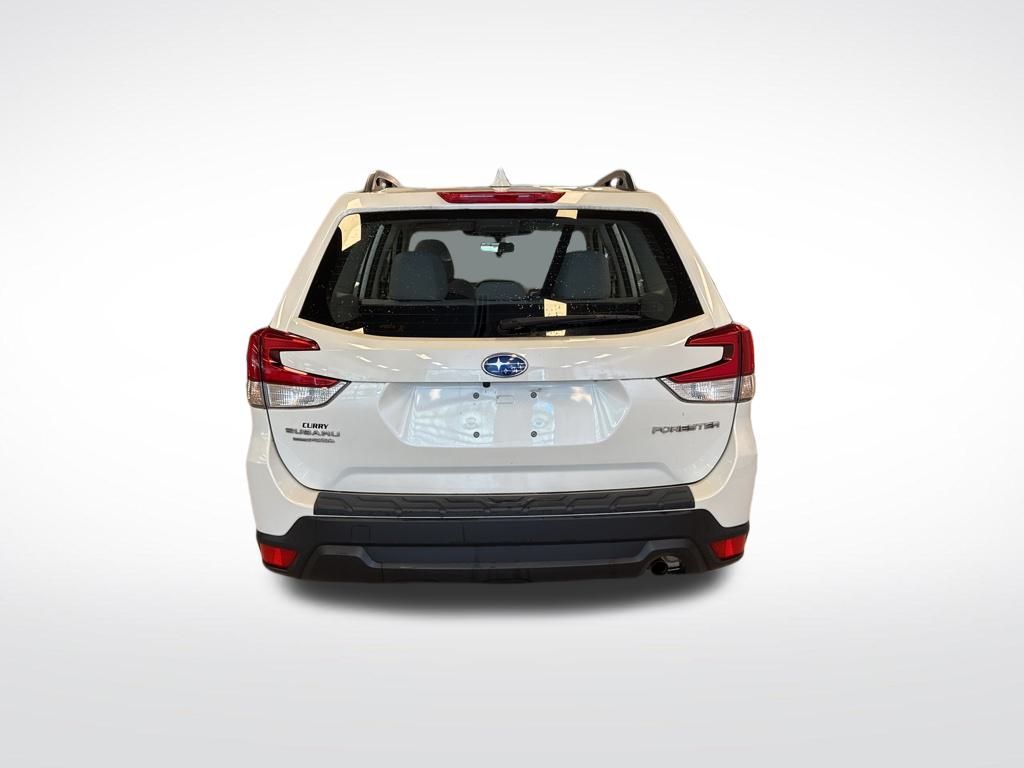 2022 Subaru Forester Base photo 8