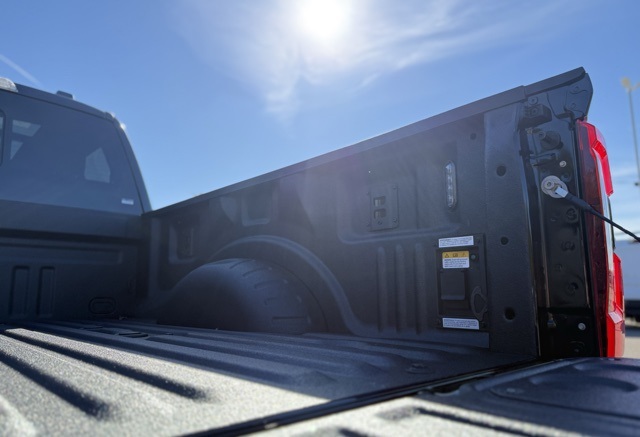 2026 Ford F-350 Platinum photo 8