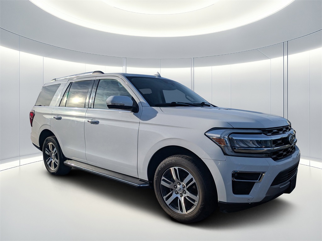 2023 Ford Expedition Limited's photo