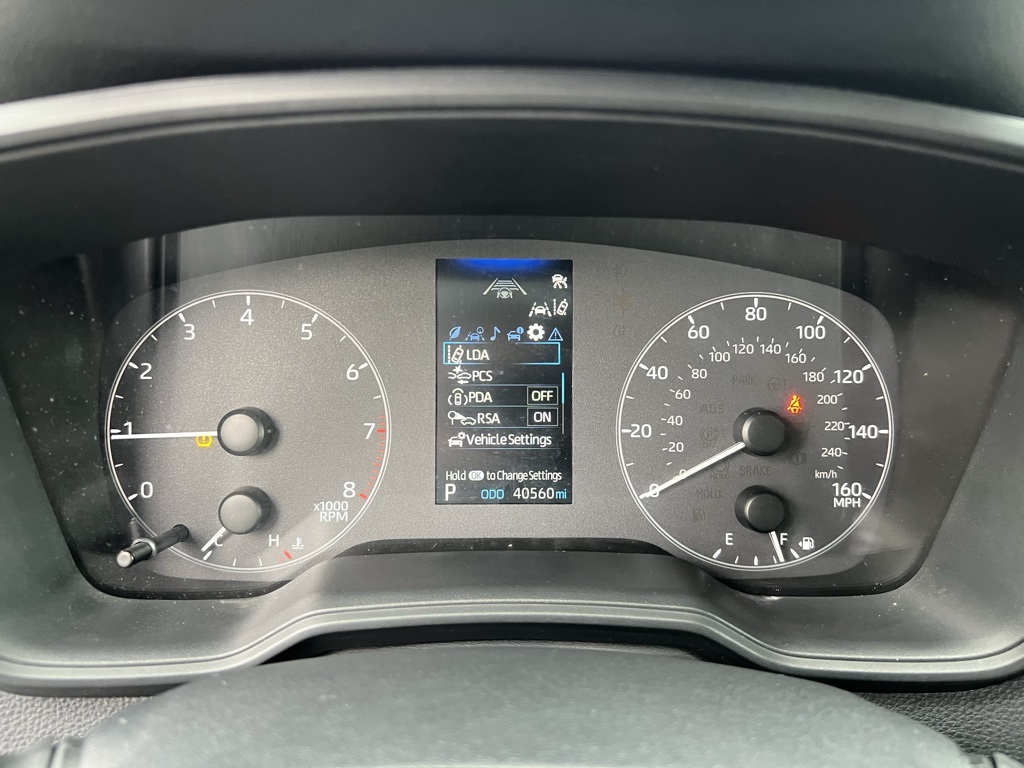 2023 Toyota Corolla LE photo 17