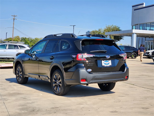 2025 Subaru Outback Onyx Edition photo 2