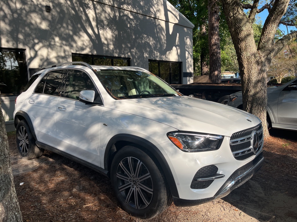2025 Mercedes Benz GLE 450e 4MATIC photo 4