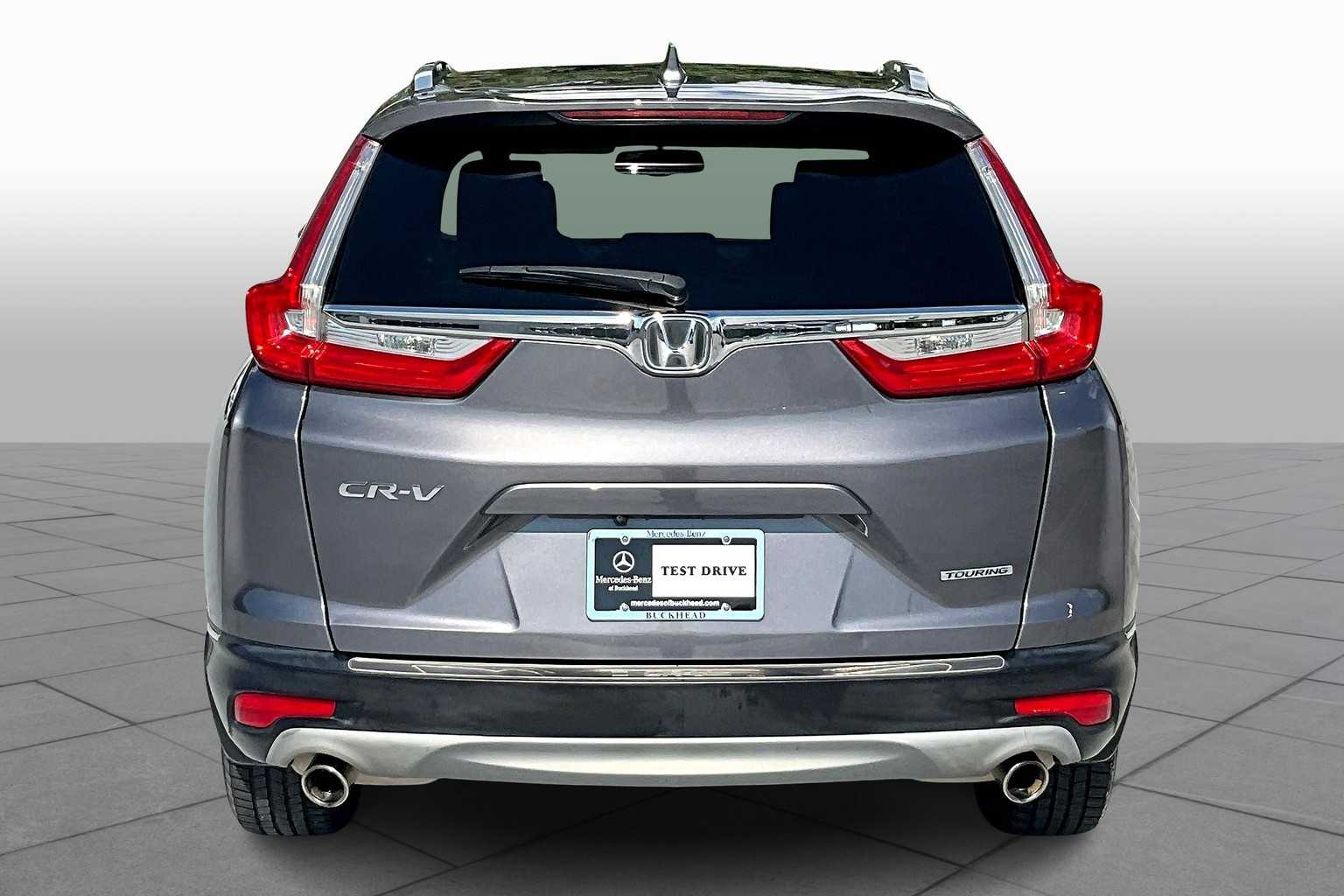 2018 Honda CR-V Touring photo 4