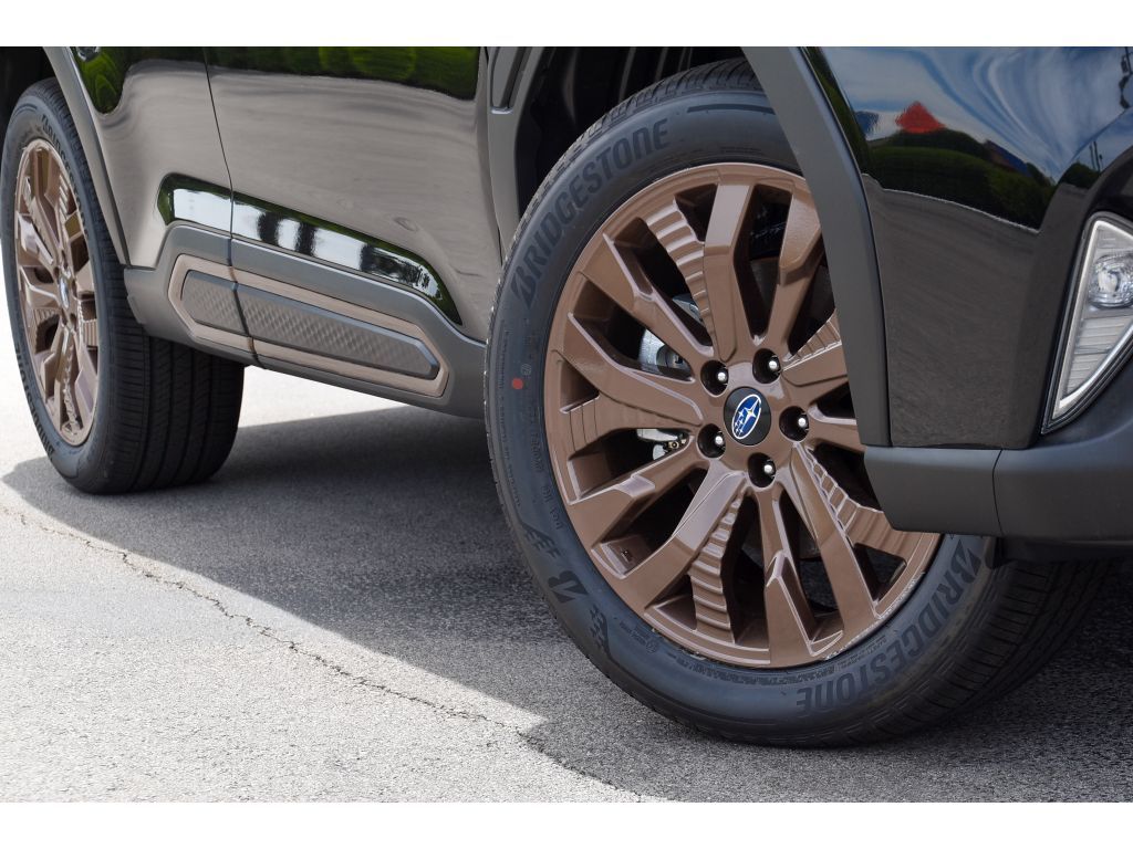 2025 Subaru Forester Sport photo 4