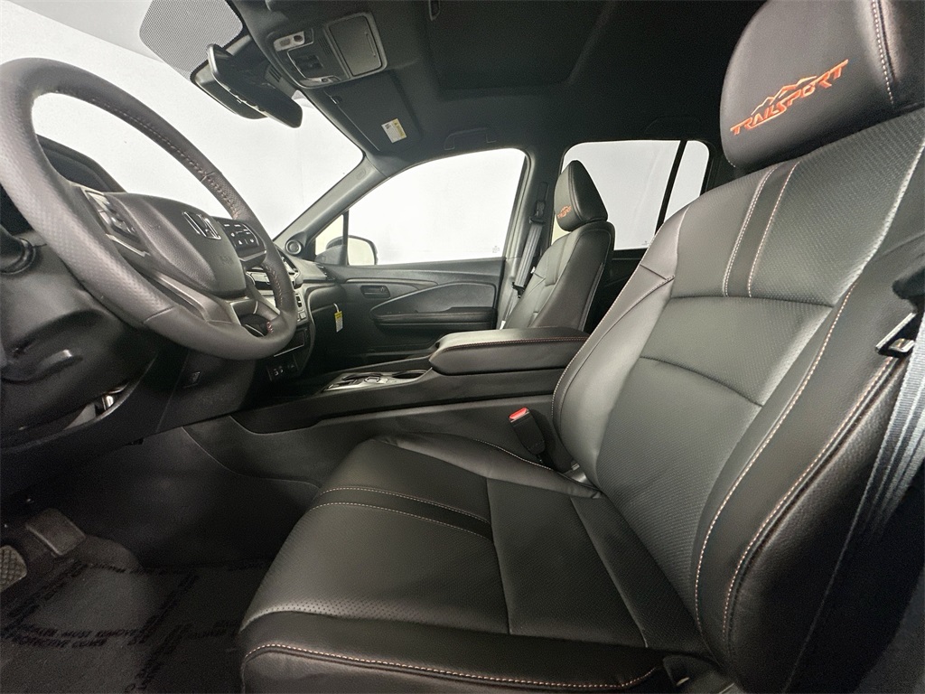 2025 Honda Ridgeline TrailSport photo 21