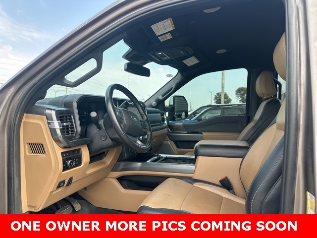 2023 Ford F-250 Lariat photo 19