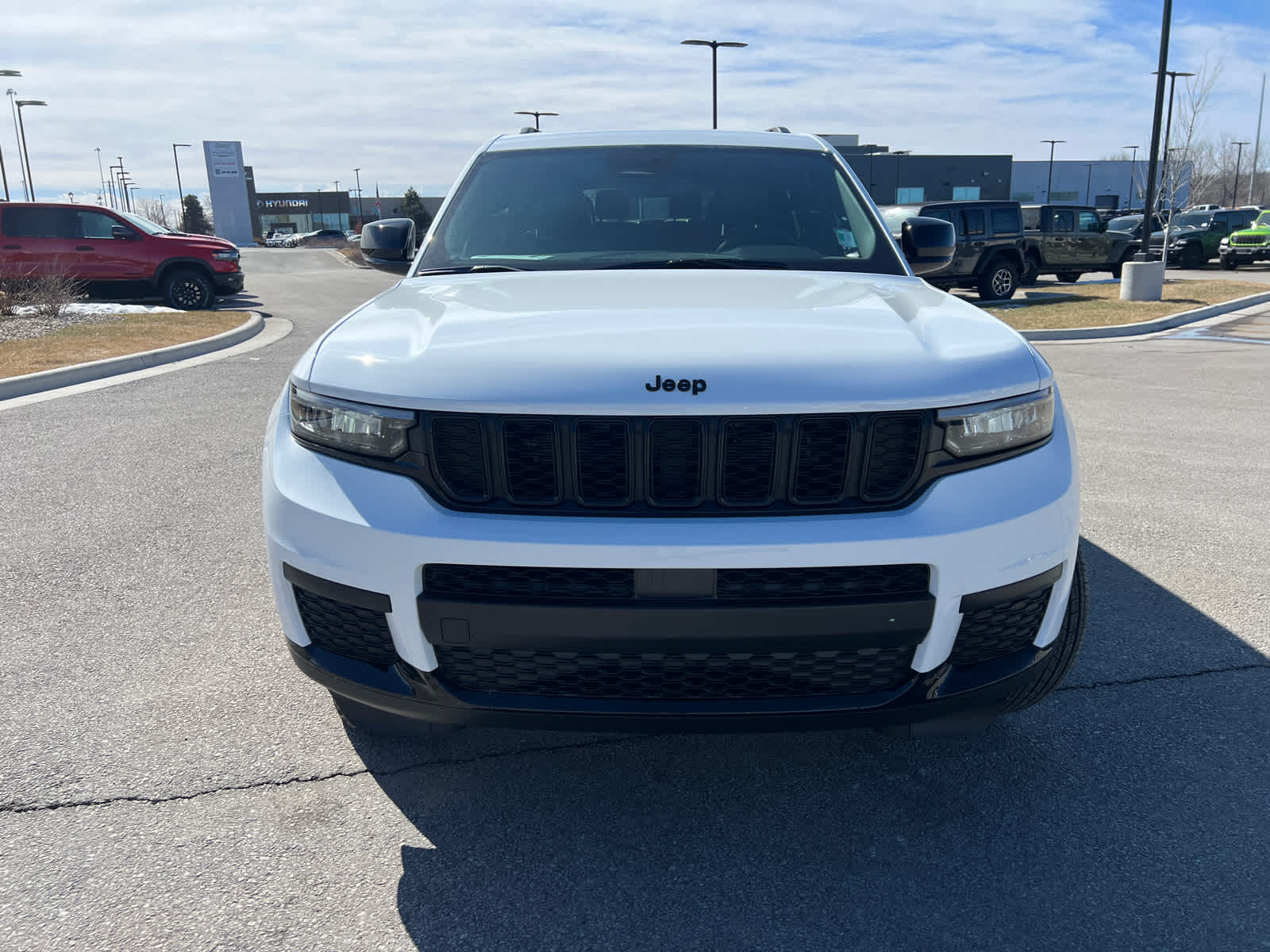 2025 Jeep Grand Cherokee Altitude X photo 4
