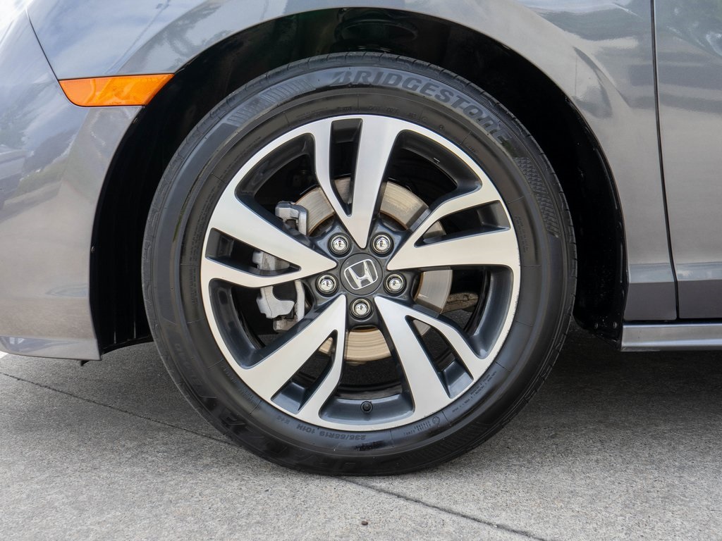 2023 Honda Odyssey Touring photo 30