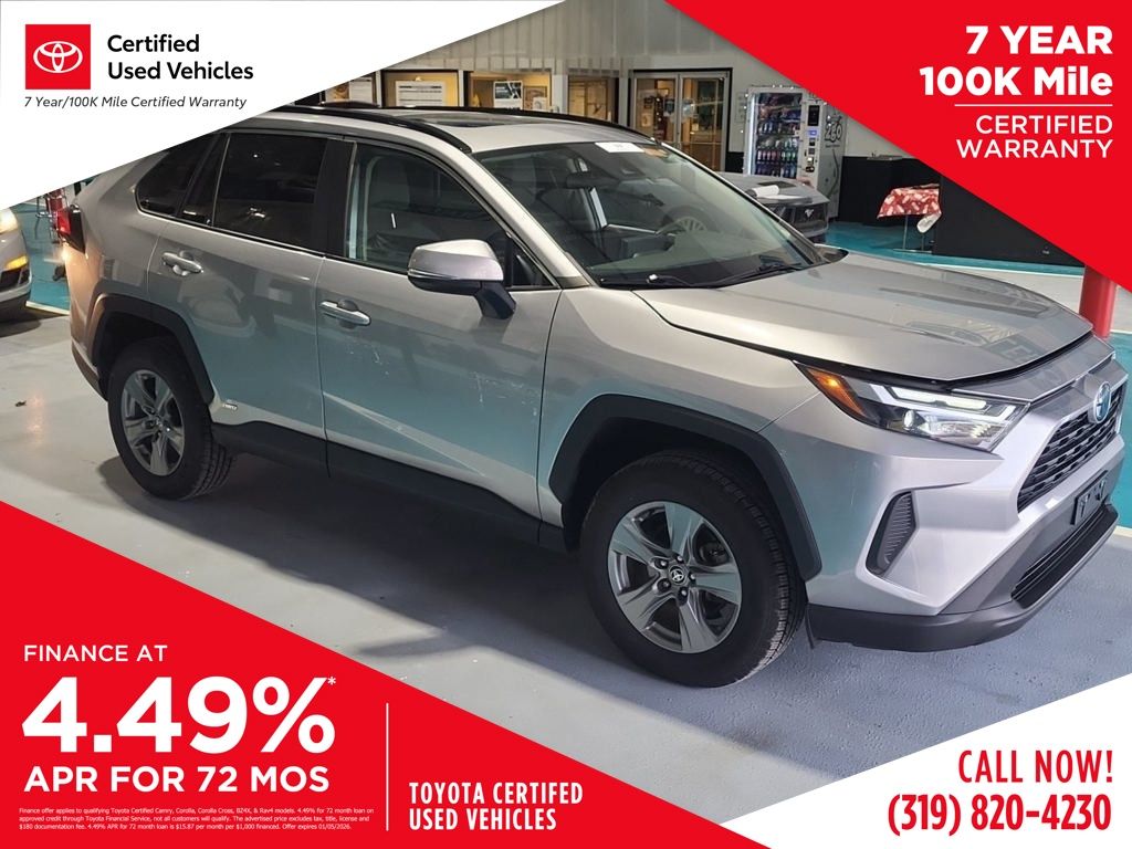 2022 Toyota RAV4 XLE
