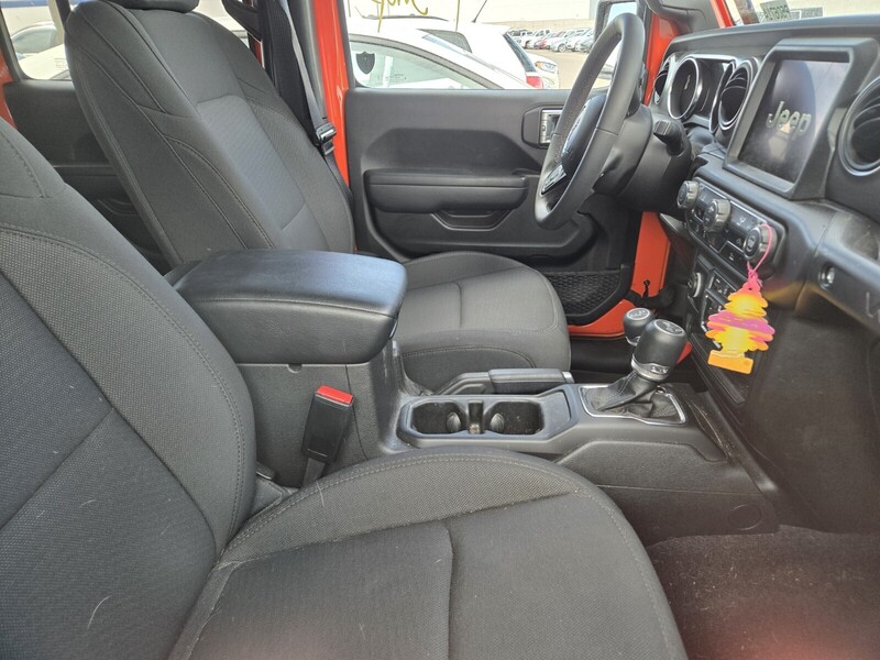 2023 Jeep Wrangler Sport S photo 4