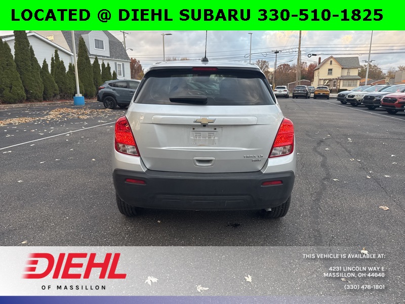 2016 Chevrolet Trax LS photo 2