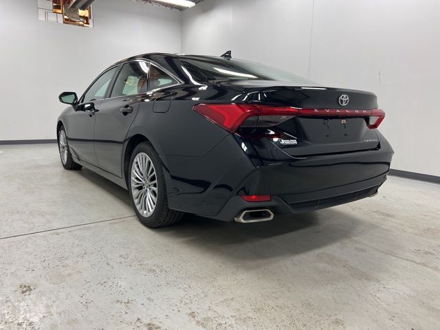 2021 Toyota Avalon Limited photo 3