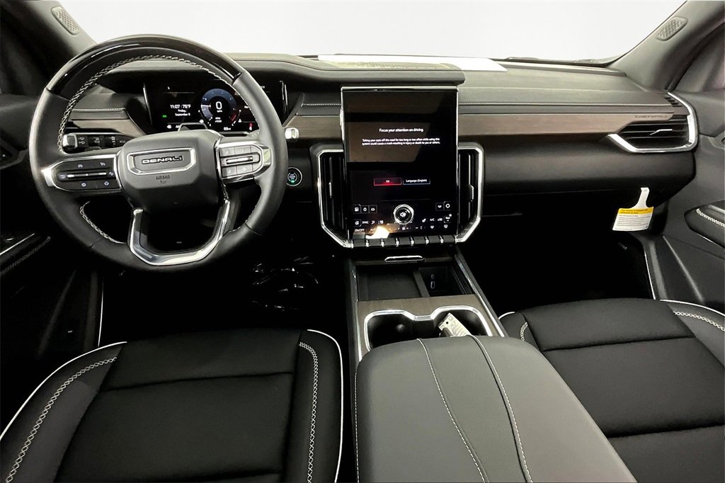 2025 Gmc Acadia Denali photo 3