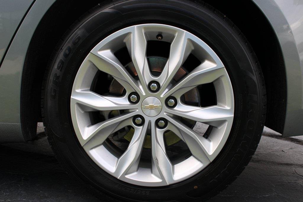 2023 Chevrolet Malibu 1LT photo 11