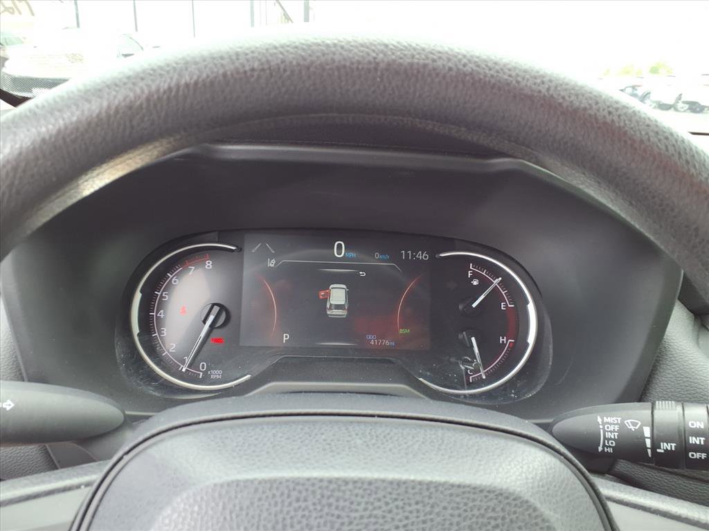 2024 Toyota RAV4 XLE photo 13