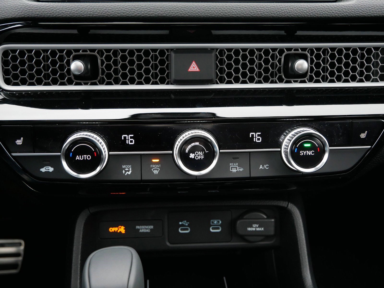2026 Honda Civic Hatchback Hybrid Sport Touring photo 17