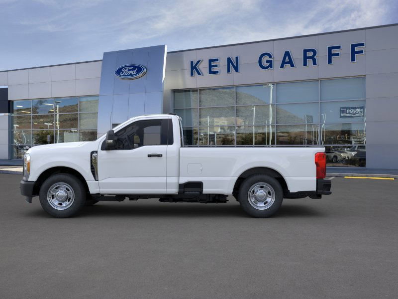 2025 Ford F-350 XL photo 3