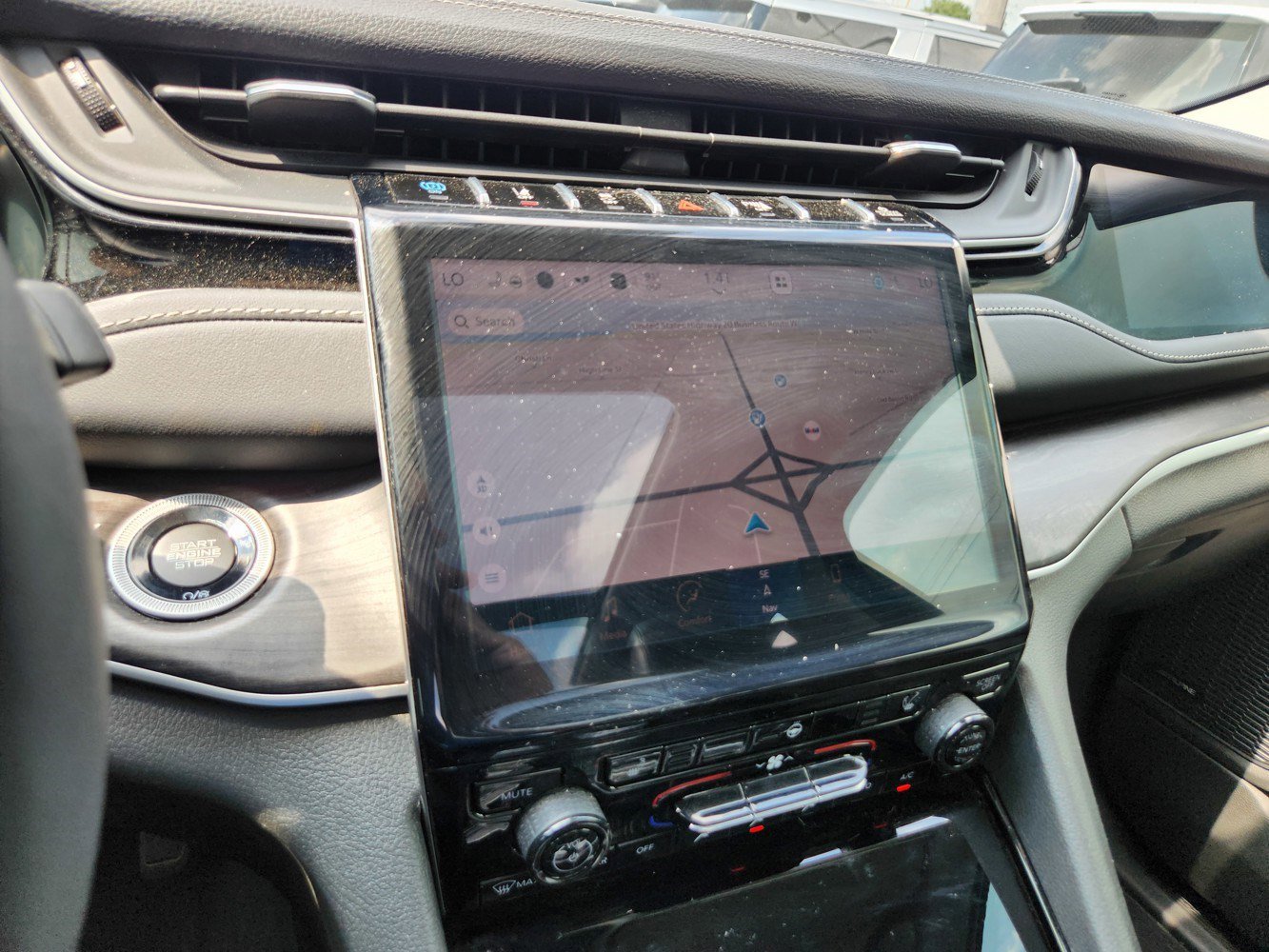 2023 Jeep Cherokee Base photo 10