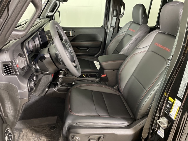 2025 Jeep Wrangler Rubicon photo 19